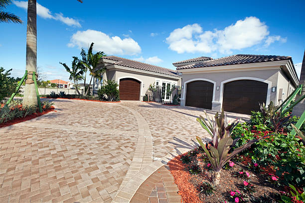 Best Decorative Driveway Pavers  in Willoughby Hills, OH