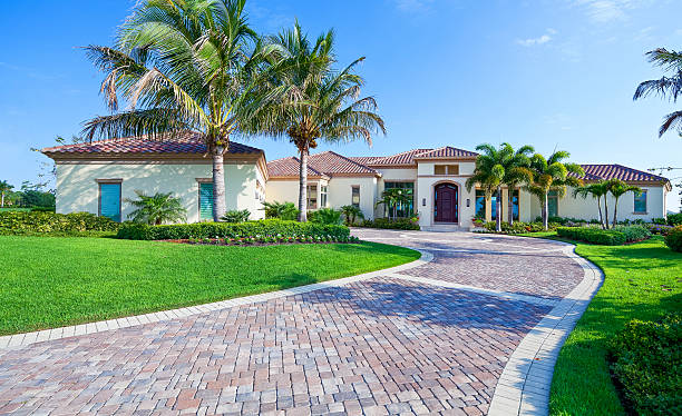 Best Commercial Driveway Pavers  in Willoughby Hills, OH